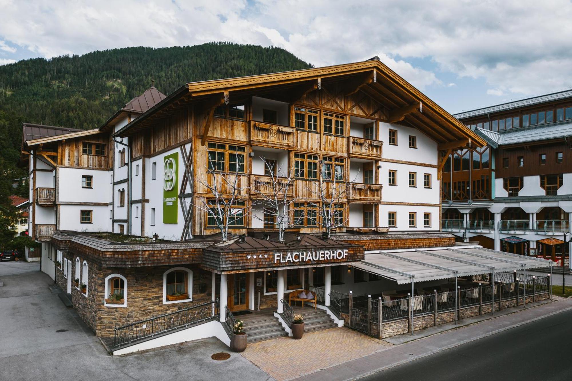 Alpine Wellness Hotel Flachauerhof Exteriör bild